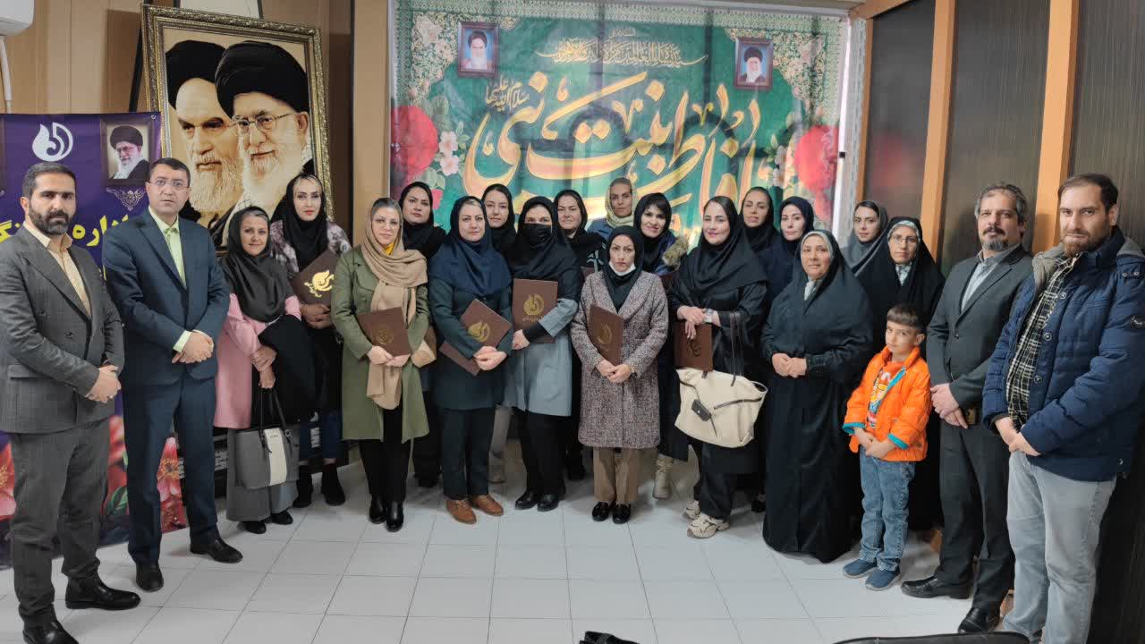 برگزاری-مراسم-تجلیل-از-مربیان-خانه‌های-فرهنگ-شهرداری-بهارستان