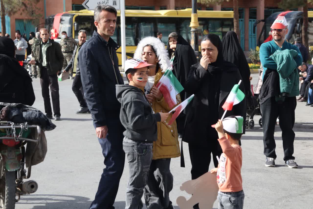 حماسه-حضور-در-بهارستان؛-تجلی-اتحاد-و-ایستادگی-مردم