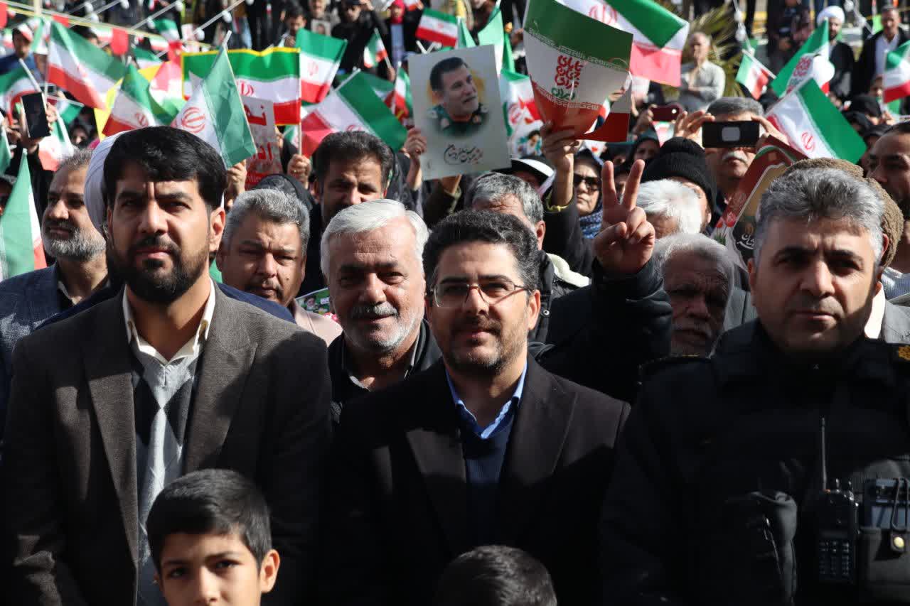 حماسه-حضور-در-بهارستان؛-تجلی-اتحاد-و-ایستادگی-مردم