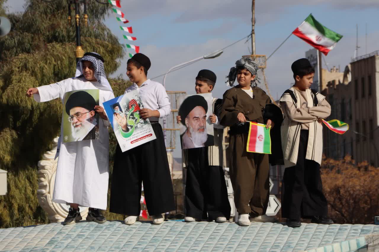 مراسم-گرامیداشت-یوم‌الله-۹-دی-با-حضور-پرشور-مردم-بهارستان-برگزار-شد