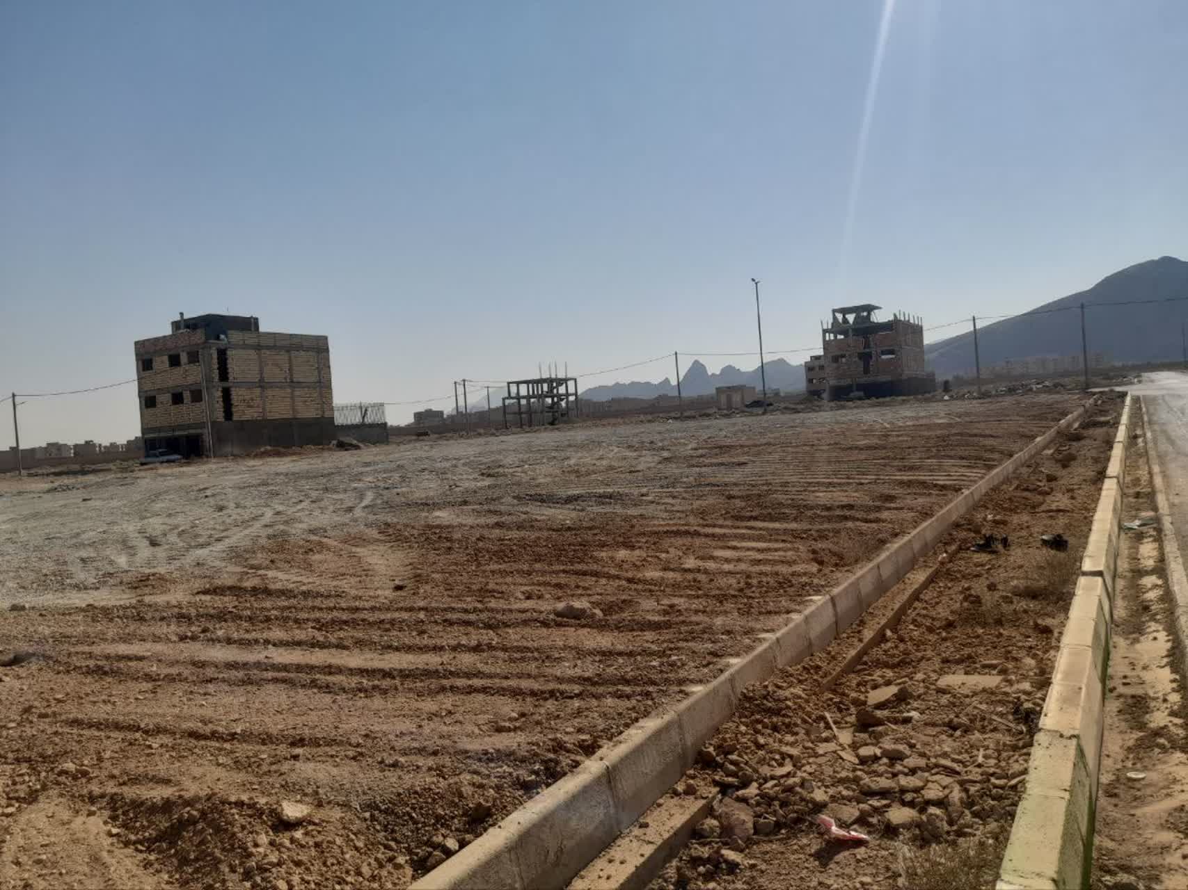 اجرای-مجموعه‌ای-از-اقدامات-عمرانی-و-خدماتی-در-محله-دادگستری-بهارستان