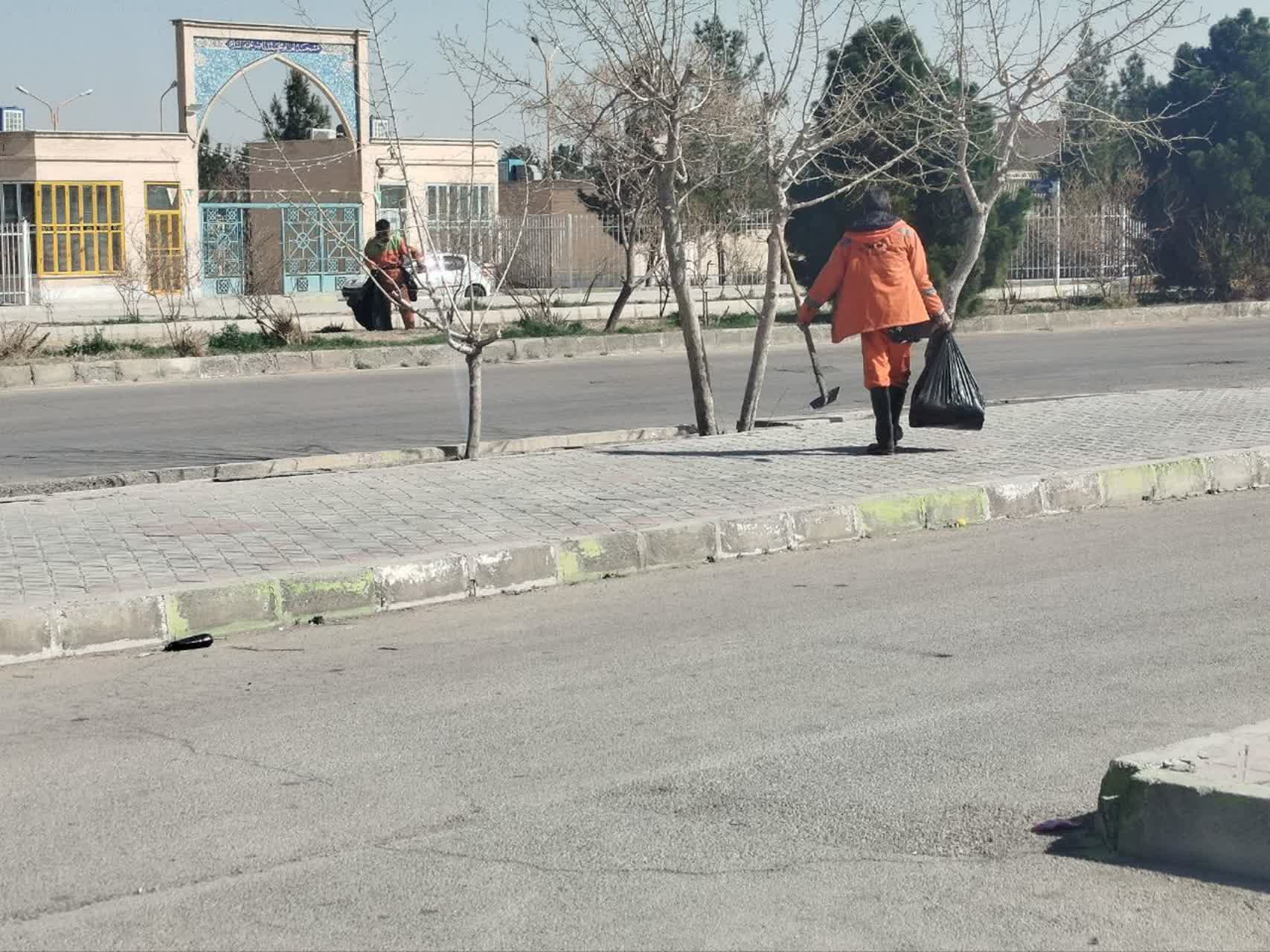 تداوم-اجرای-طرح‌های-خدمات-شهری-و-عمرانی-شهرداری-بهارستان-در-آستانه-بهار-و-ماه-مبارک-رمضان