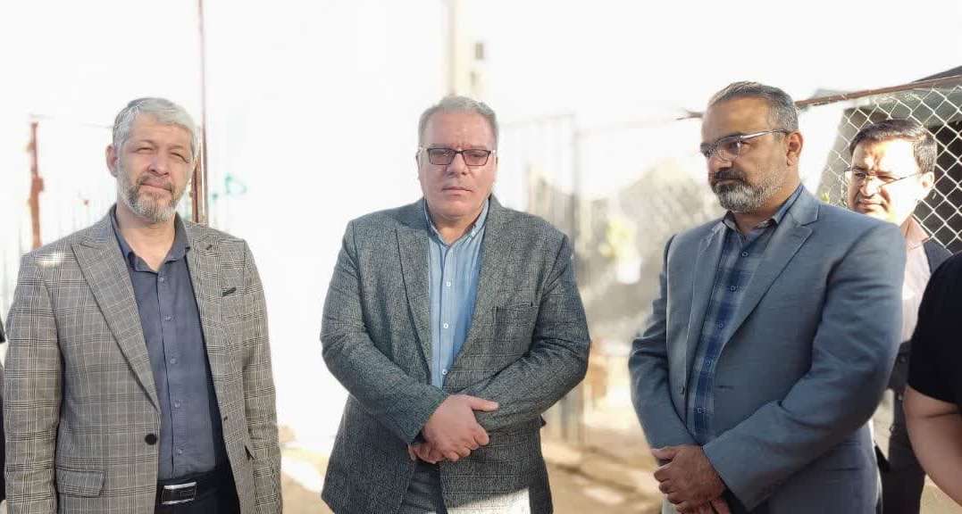 بازدید شهردار بهارستان و اصحاب رسانه از لانه مهربانی
