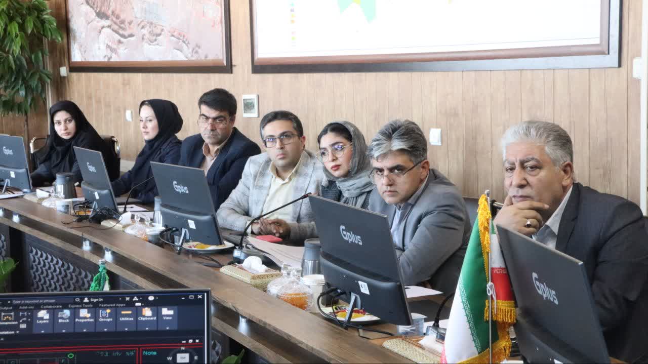 تأکید-شهرداری-و-شرکت-عمران-بهارستان-بر-هم‌افزایی-در-اجرای-پروژه‌های-شهری