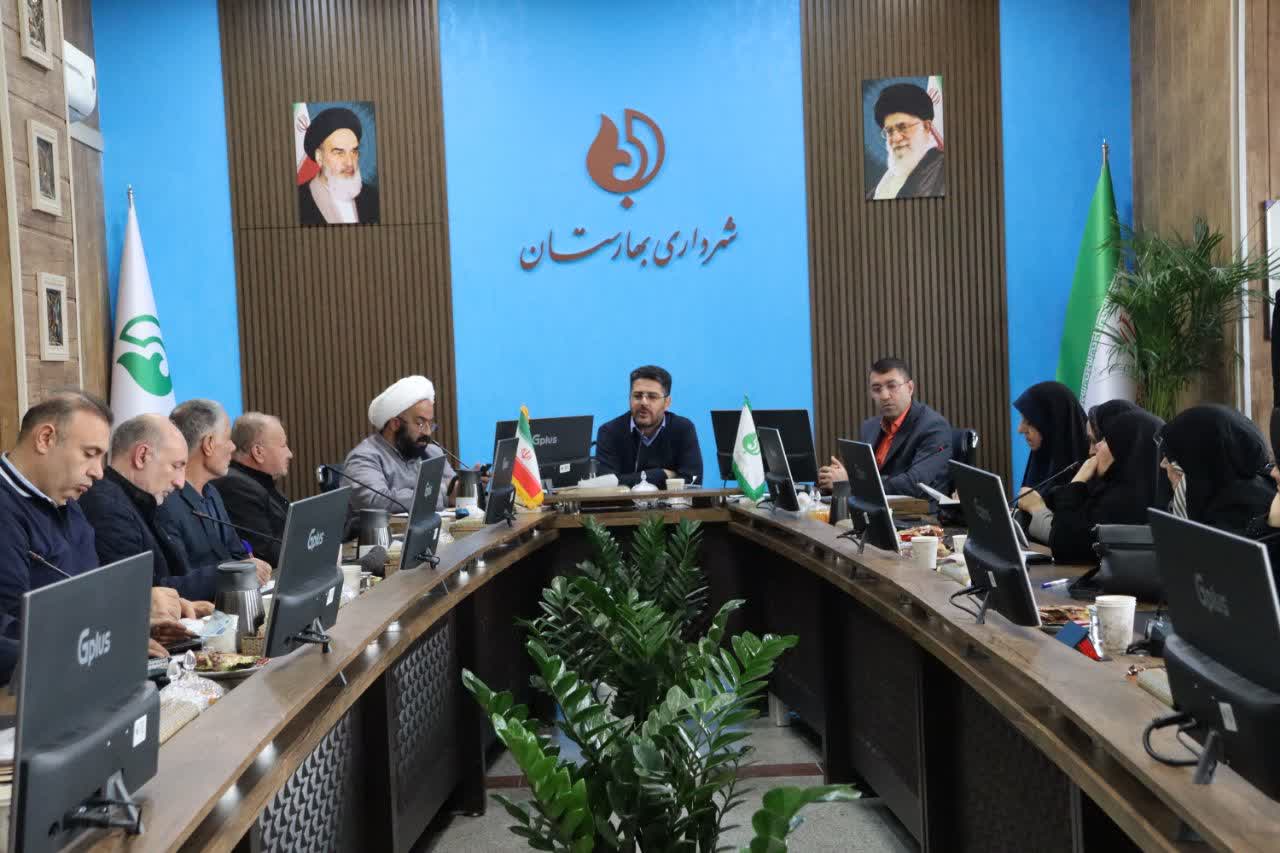 نشست-مشترک-شهرداری-و-مراکز-خیریه-بهارستان-با-محوریت-رفع-نیازها-و-چالش‌ها