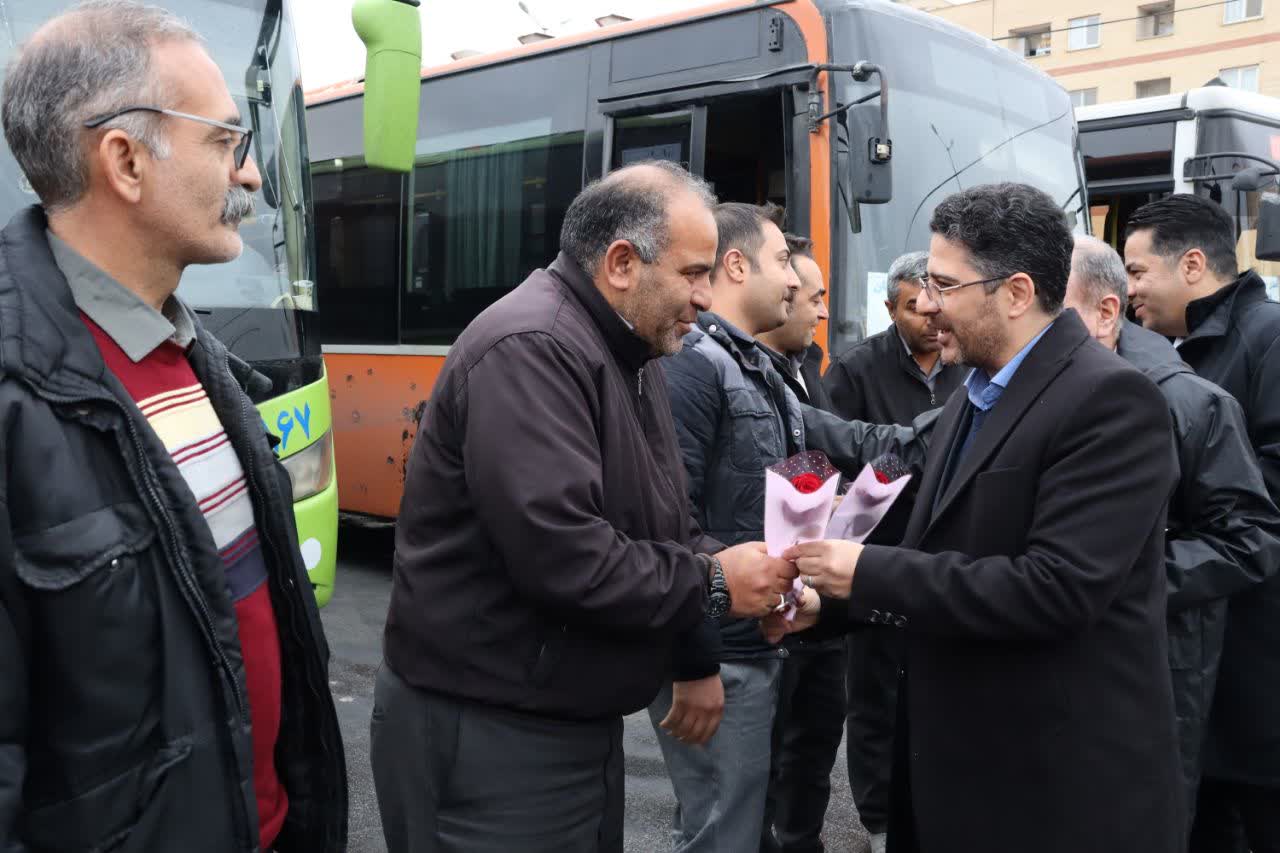 قدردانی-شهردار-بهارستان-از-فعالان-حمل‌ونقل-عمومی