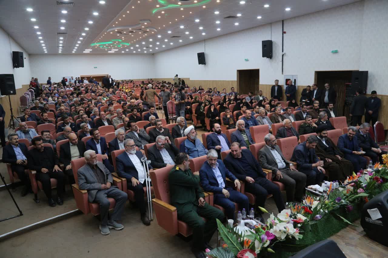 آیین-تکریم-و-معارفه-شهردار-بهارستان-با-حضور-معاون-هماهنگی-امور-عمرانی-استانداری-اصفهان-برگزار-شد