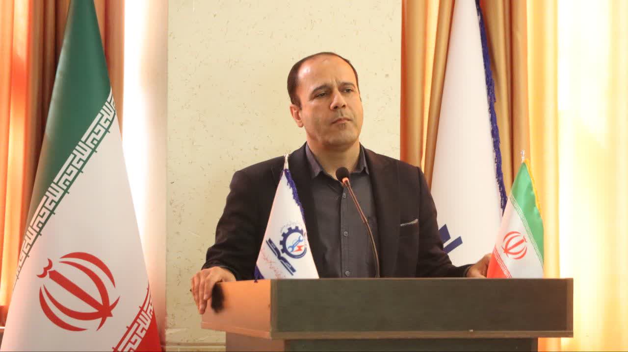 درخشش-نخبگان-جوان-در-بهارستان؛-از-ساخت-پرینتر-سه‌بعدی-تا-پهپاد-در-دبیرستان-دکتر-جهانی