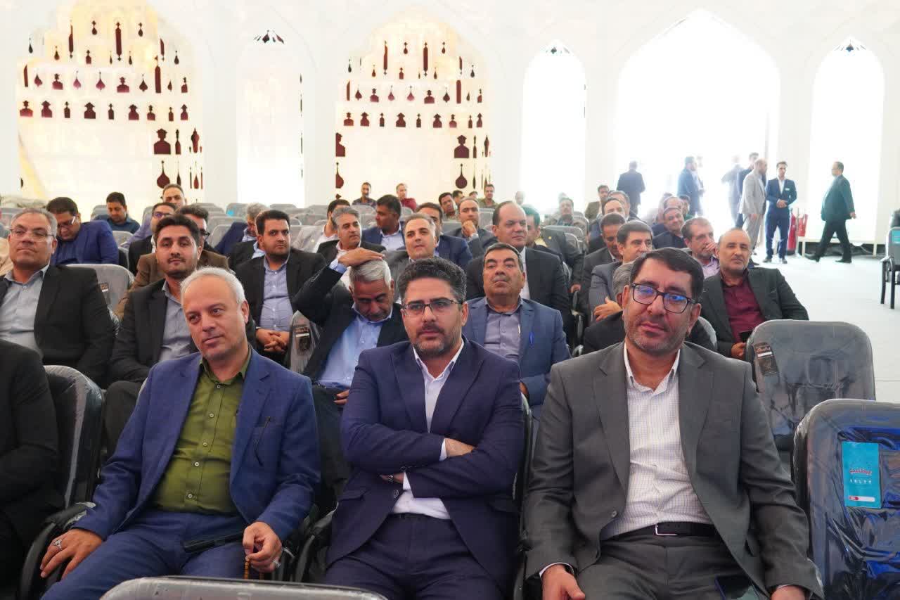 روزی-تاریخی-برای-شهرداری-و-شهردار--بهارستان؛-کسب-دو-عنوان-شهردار-برتر-استانی-در-حوزه‌های-فرهنگی‌ـ‌اجتماعی-و-مدیریت-بحران